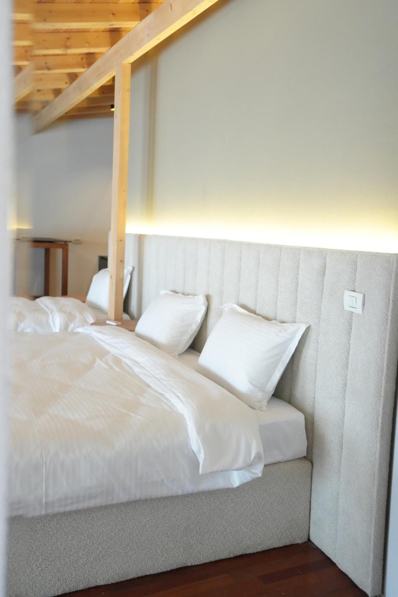 Biond Hotel Prizren Eksteriør billede