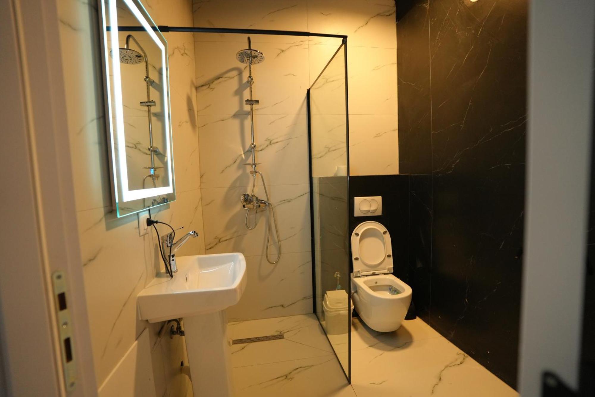 Biond Hotel Prizren Eksteriør billede
