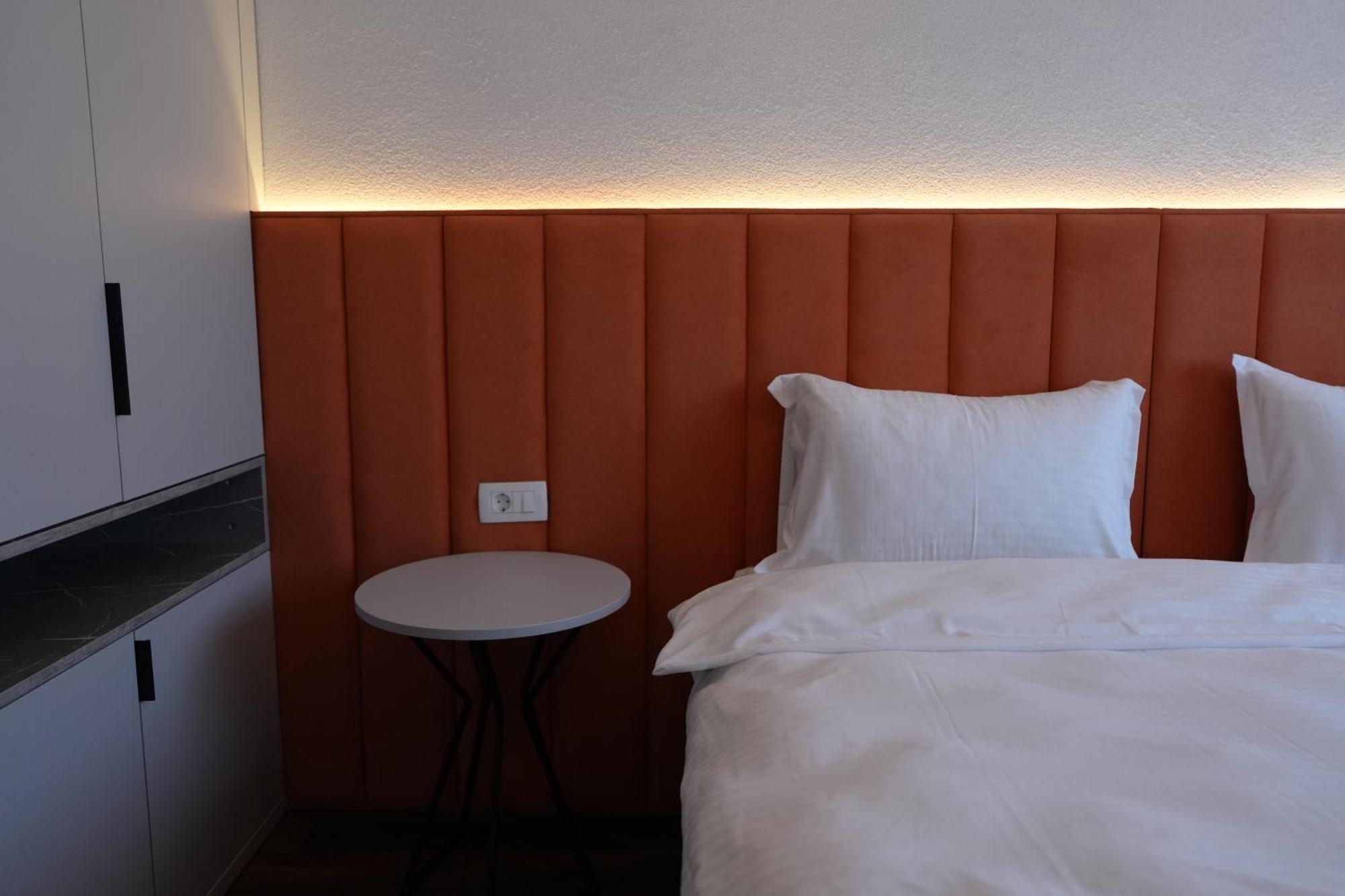 Biond Hotel Prizren Eksteriør billede