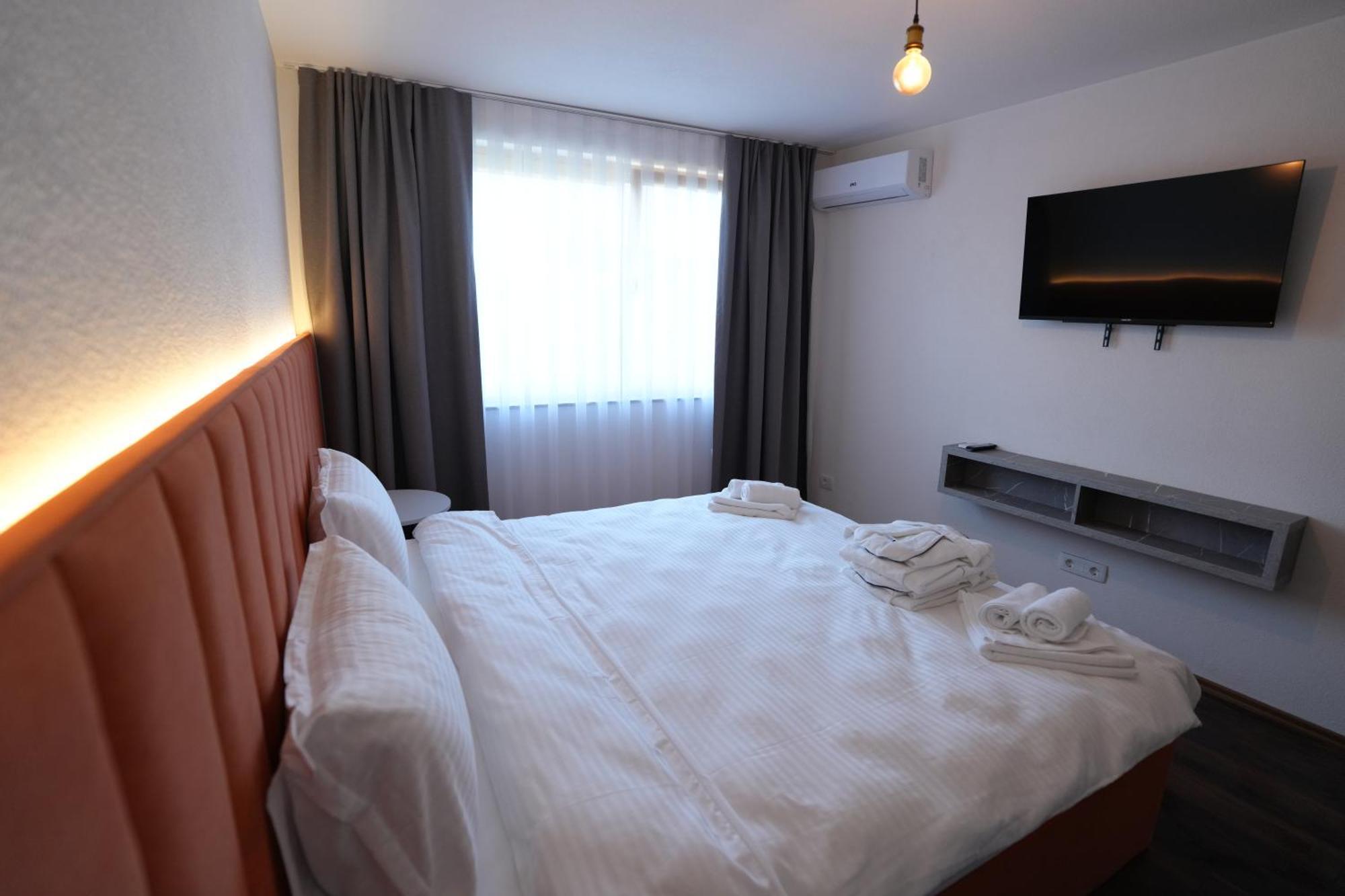 Biond Hotel Prizren Eksteriør billede